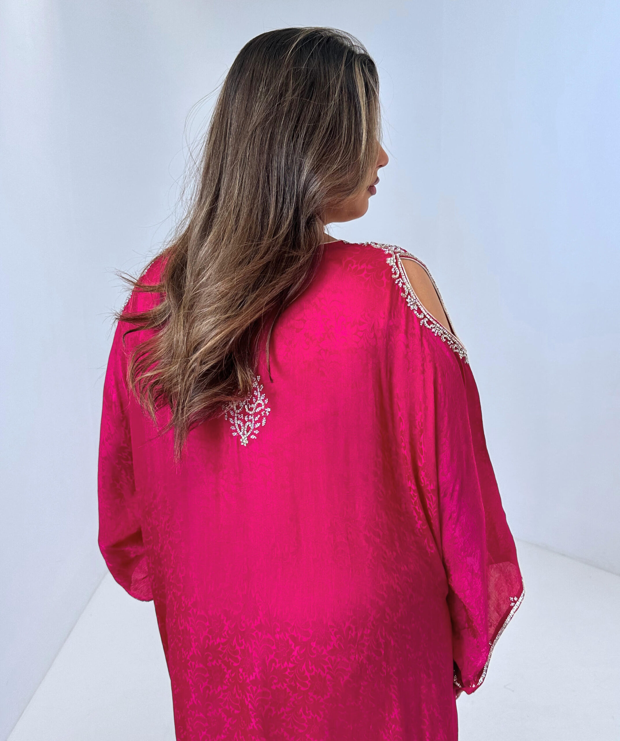 Thuraya - Magenta Pink - Image 2